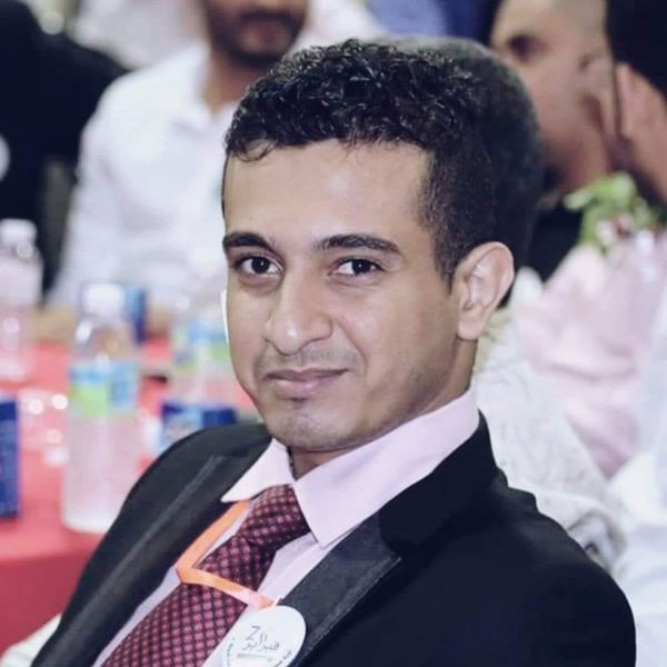 الصحفي العمري : أتعرض لحملة تحريض وتهديد عقب نشر تقرير صحفي حول رجل الأعمال العيسي